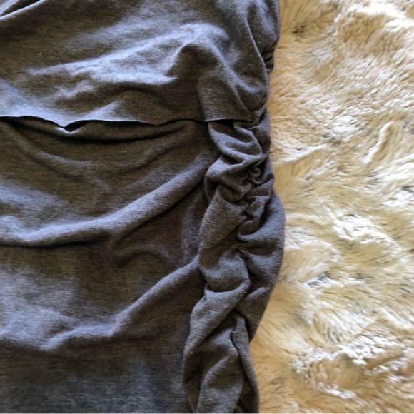 Grey stretchy knee length maternity/nursing dress size Xs/S - Picture 2 of 5